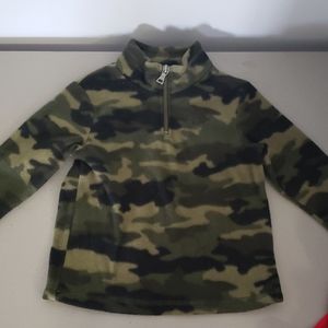 Camo fleece pullover
